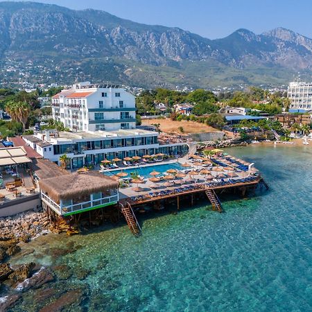 Manolya Hotel Lapithos  Luaran gambar