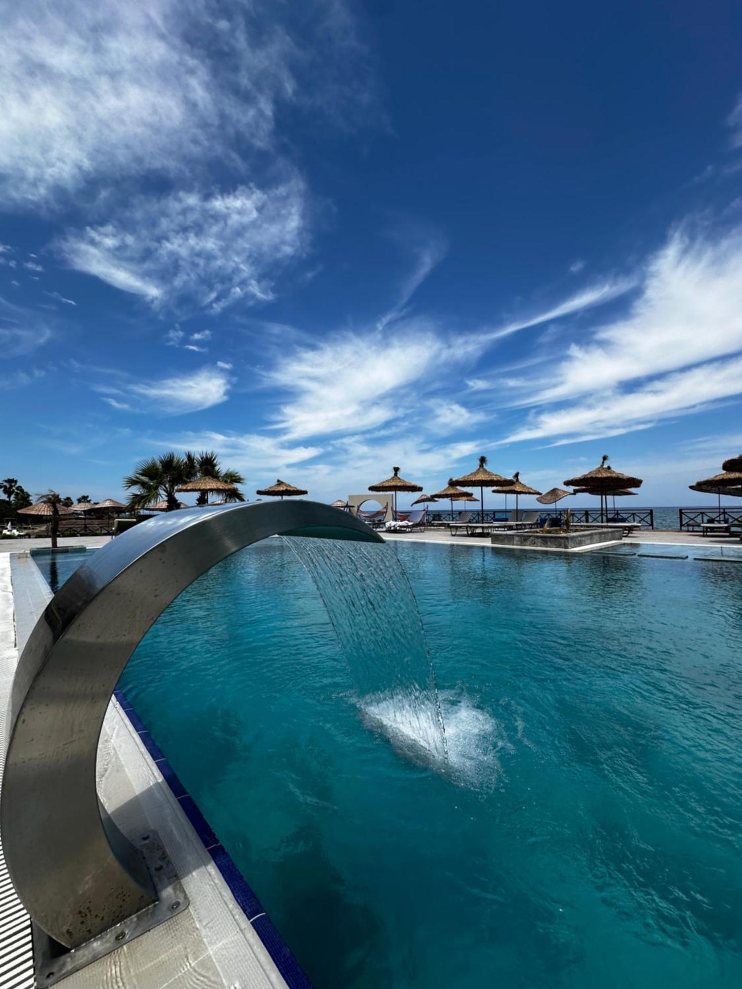Manolya Hotel Lapithos  Luaran gambar