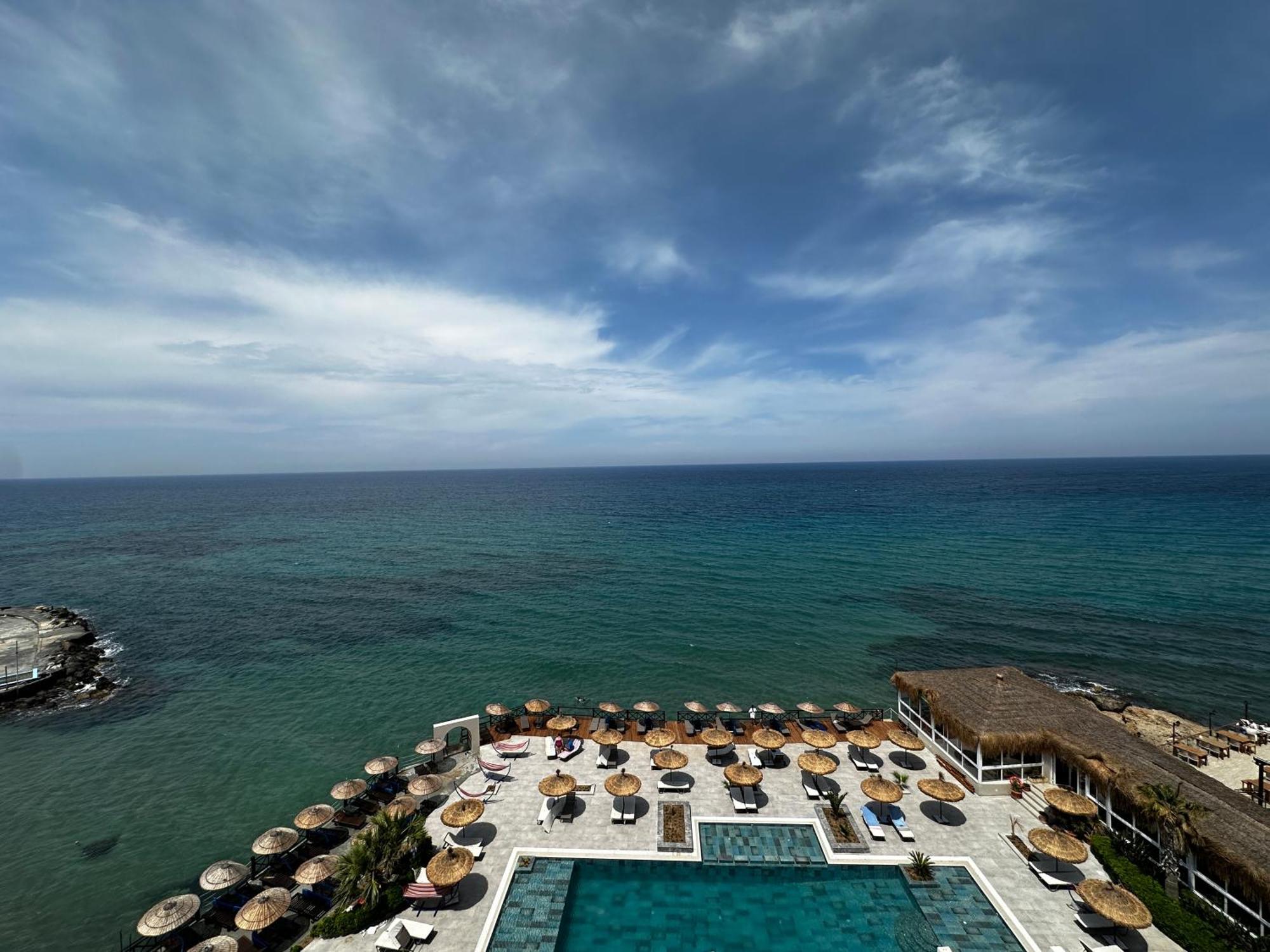 Manolya Hotel Lapithos  Luaran gambar