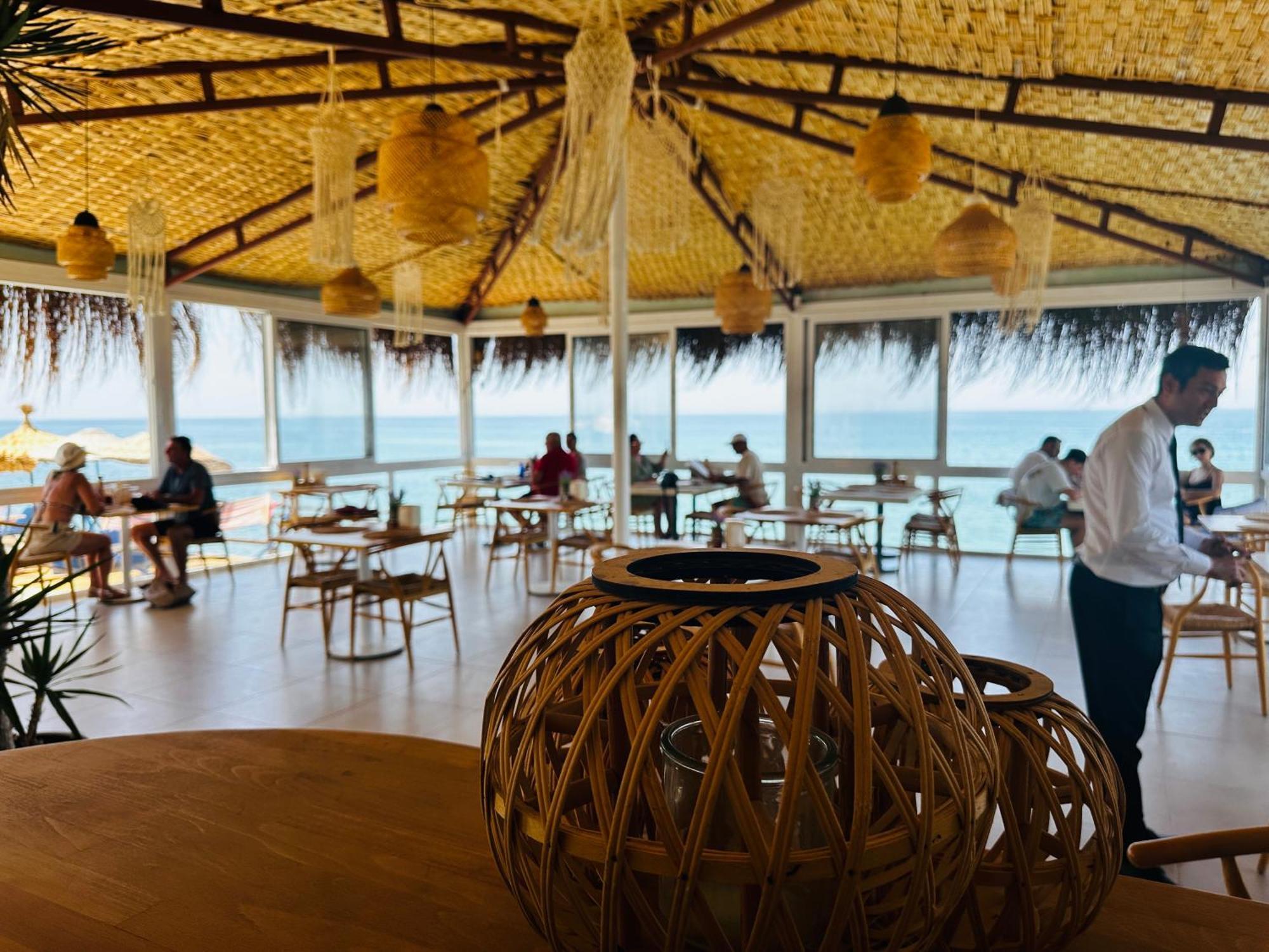 Manolya Hotel Lapithos  Luaran gambar