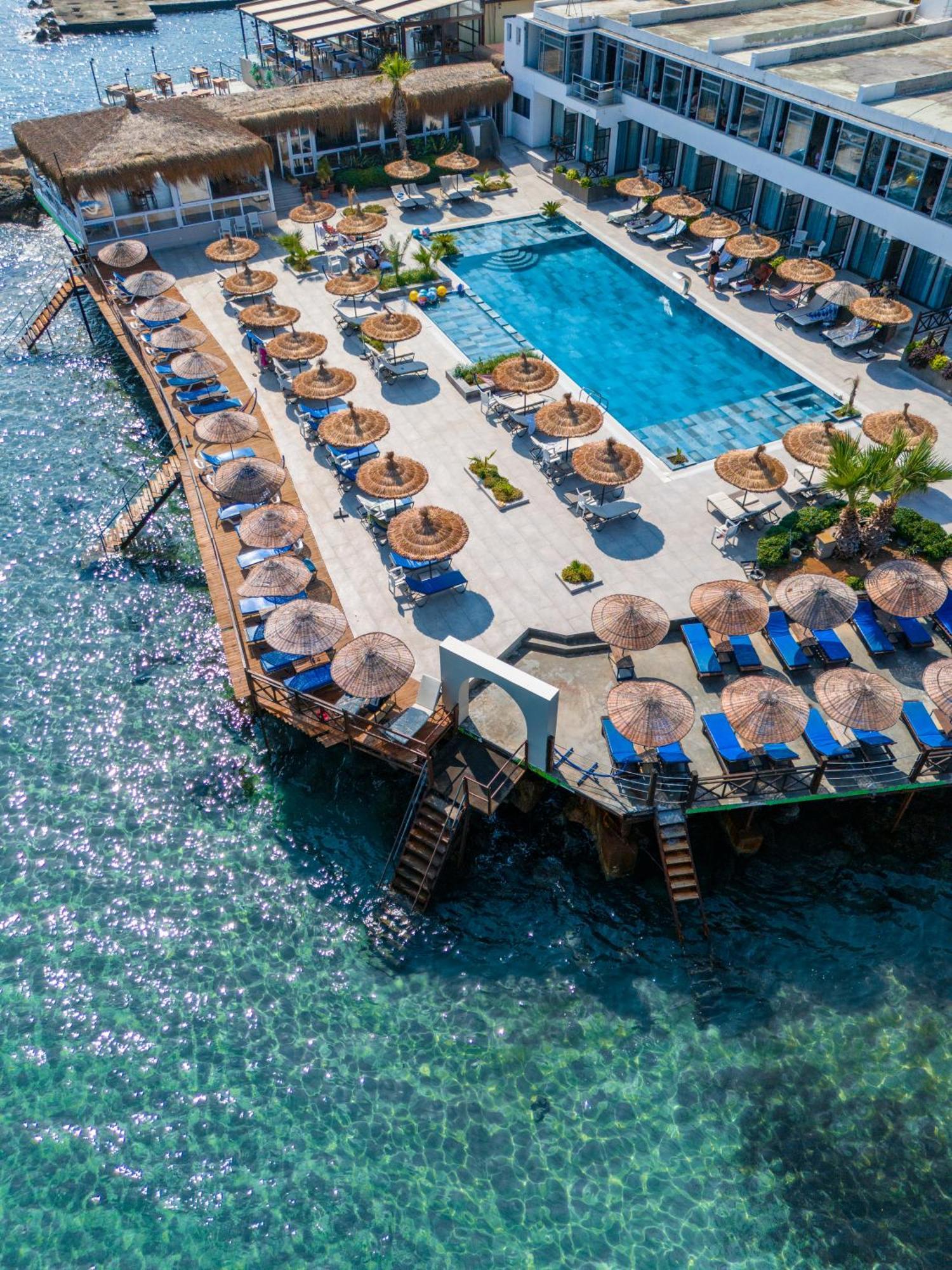 Manolya Hotel Lapithos  Luaran gambar