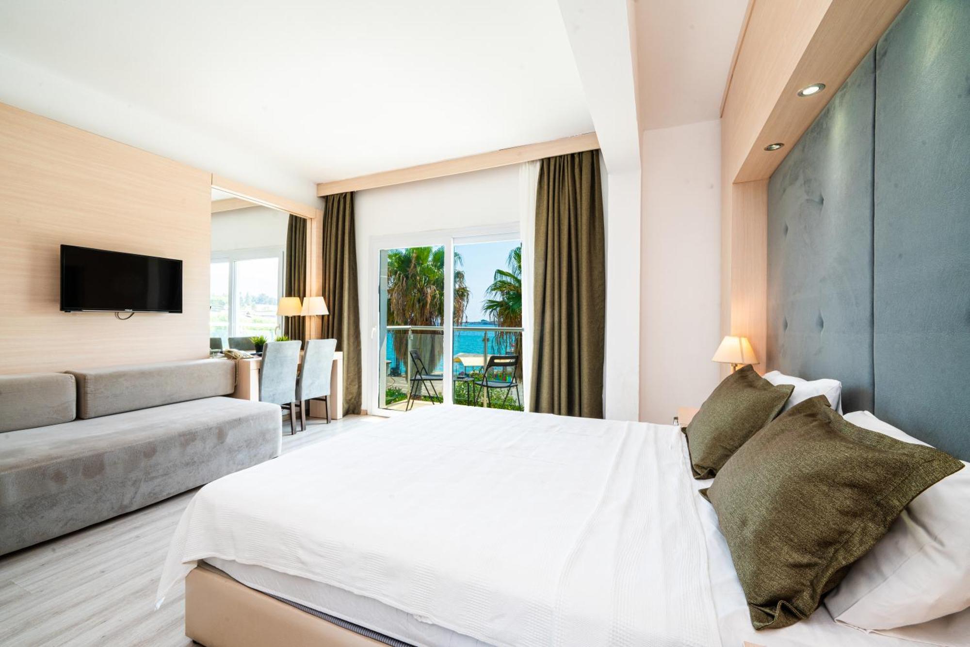 Manolya Hotel Lapithos  Luaran gambar