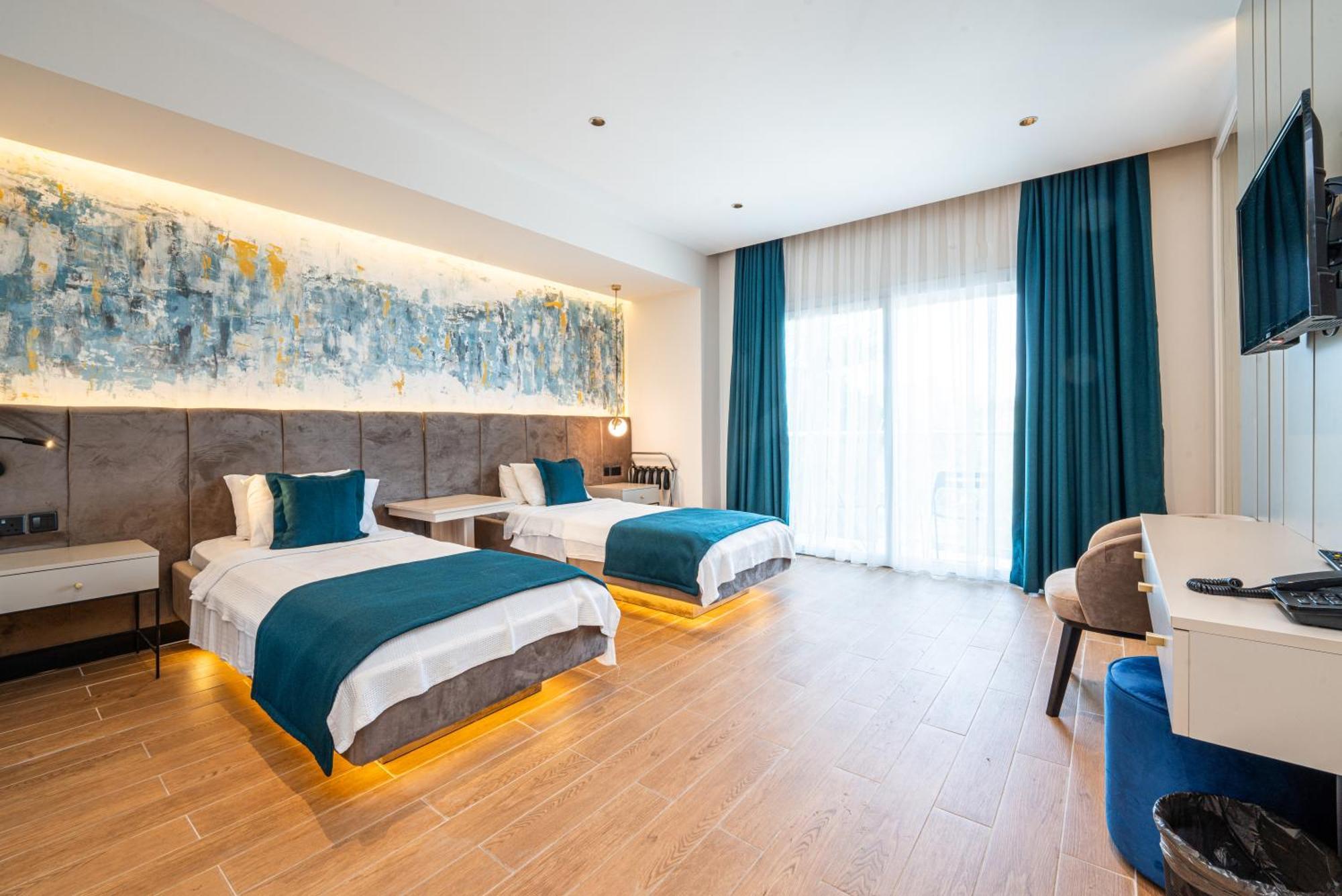 Manolya Hotel Lapithos  Luaran gambar